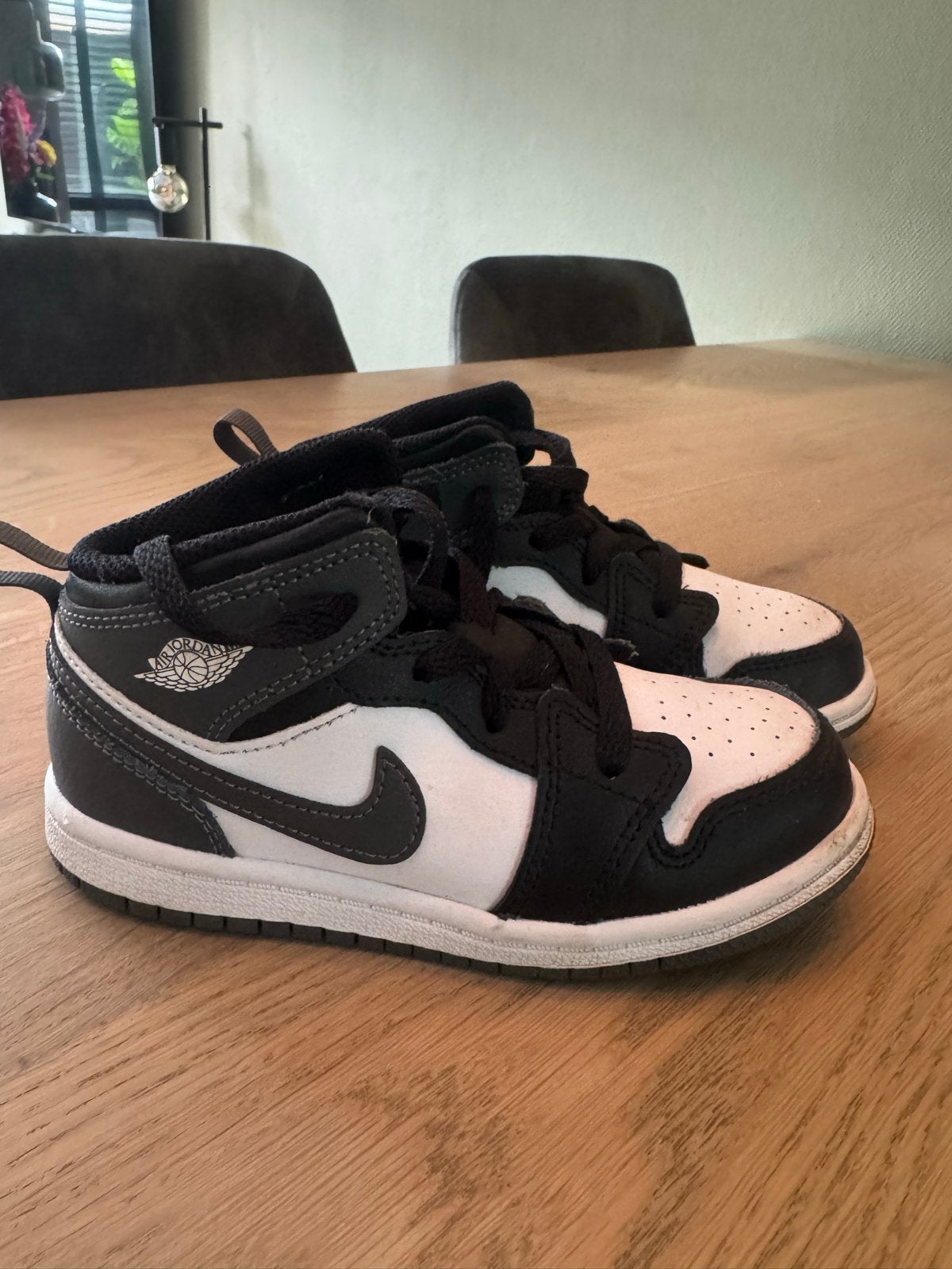 Nieuwe Nike Jordan sneakers maat 27, Ophalen of Verzenden, Nieuw, Jongen of Meisje, Sportschoenen
