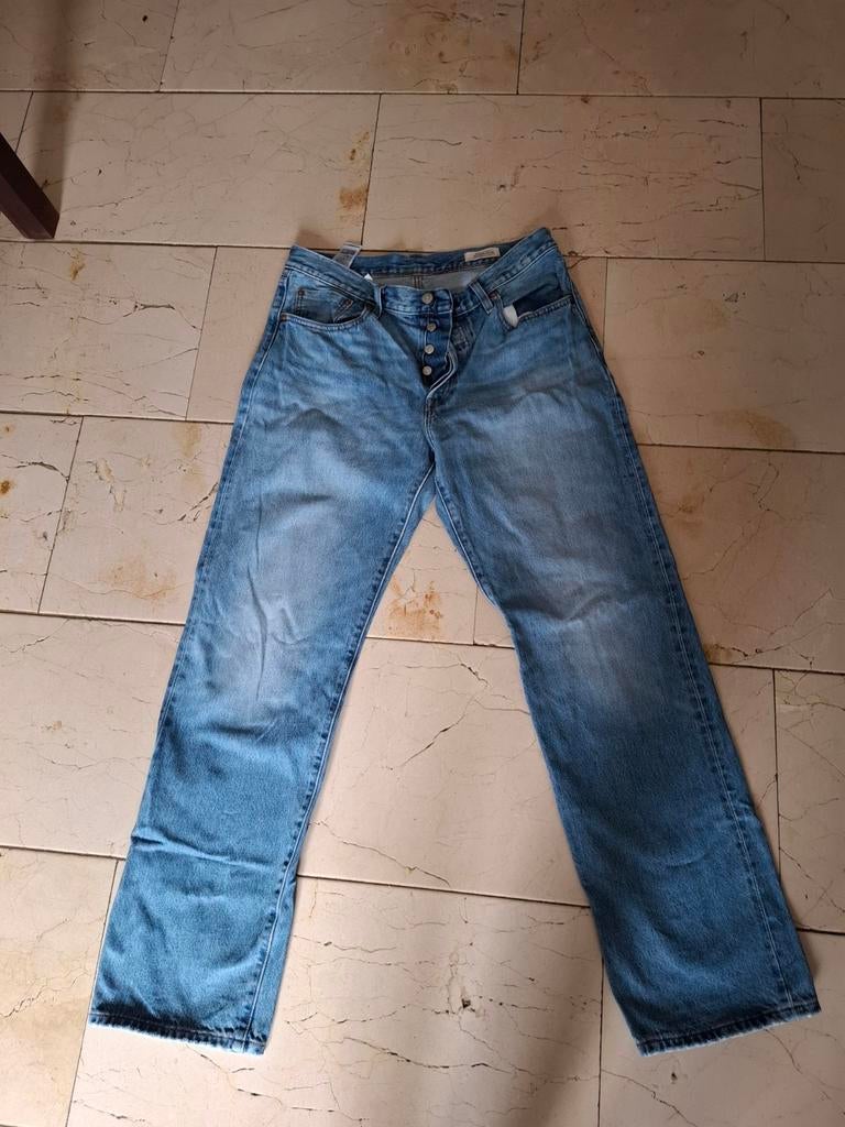 Levi's 501 90 s  maat 30 lengte 32 2 x gedragen, Blauw, Ophalen of Verzenden, Zo goed als nieuw, W30 - W32 (confectie 38/40)