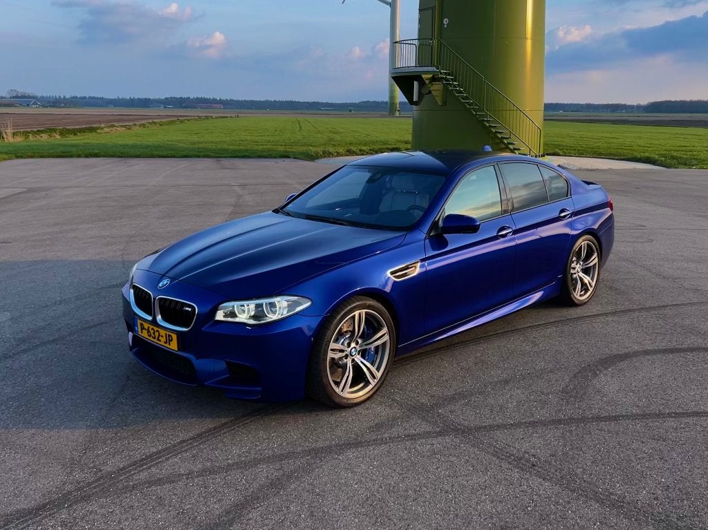 BMW M5 F10 | 2016 | San Marino Blauw, Auto's, Automaat, Achterwielaandrijving, 8 cilinders, 2000 kg