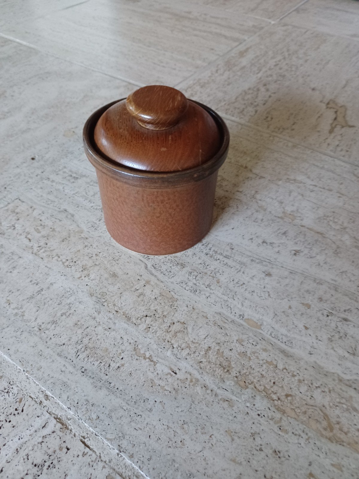 Zweedse grespot met houten deksel., Verzenden