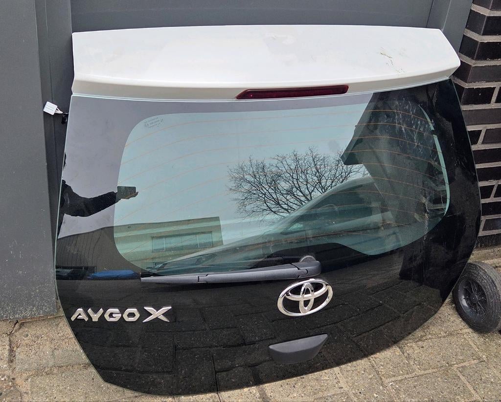Achterklep Toyota Aygo X vanaf 2022, Auto-onderdelen, Gebruikt, Achterklep, Ophalen of Verzenden, Toyota