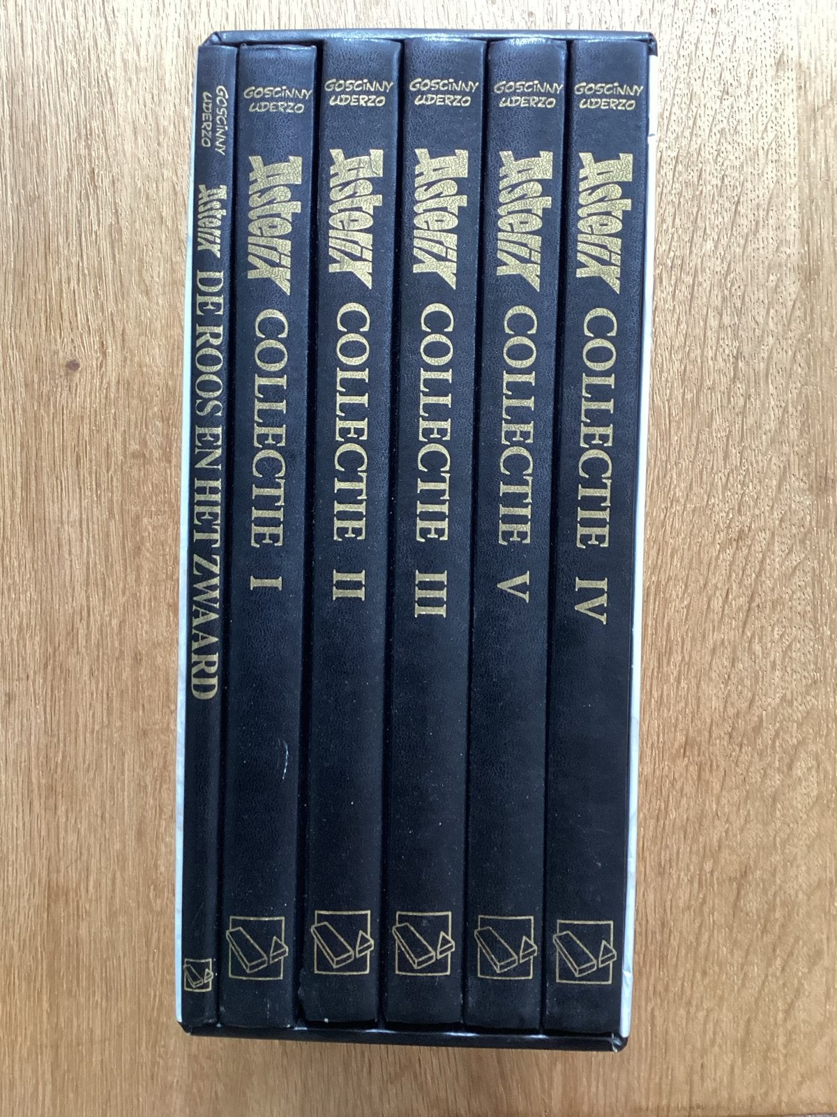 Asterix Collectie Box - In goede staat, Boeken, Meerdere stripboeken, Ophalen of Verzenden, Zo goed als nieuw