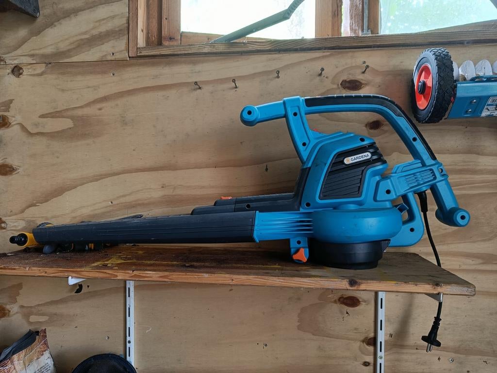 Gardena ErgoJet 3000 Bladblazer/Bladzuiger, Tuin en Terras, Bladblazers, Ophalen, Gebruikt, Met opvangzak, Handgedragen