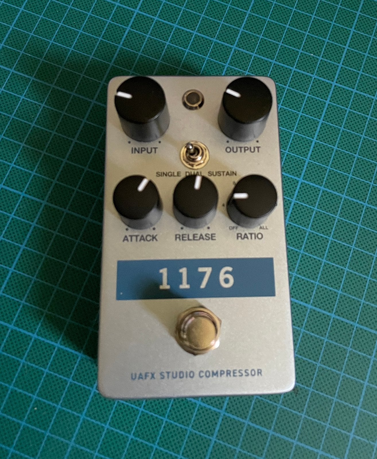 Universal Audio 1176 compressor, Muziek en Instrumenten, Ophalen of Verzenden, Zo goed als nieuw, Compressor