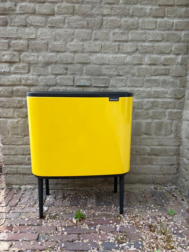 Brabantia Bo Touch Bin - Geel - 11+23L en 36L, Ophalen, Gebruikt, 50 tot 75 cm, Metaal