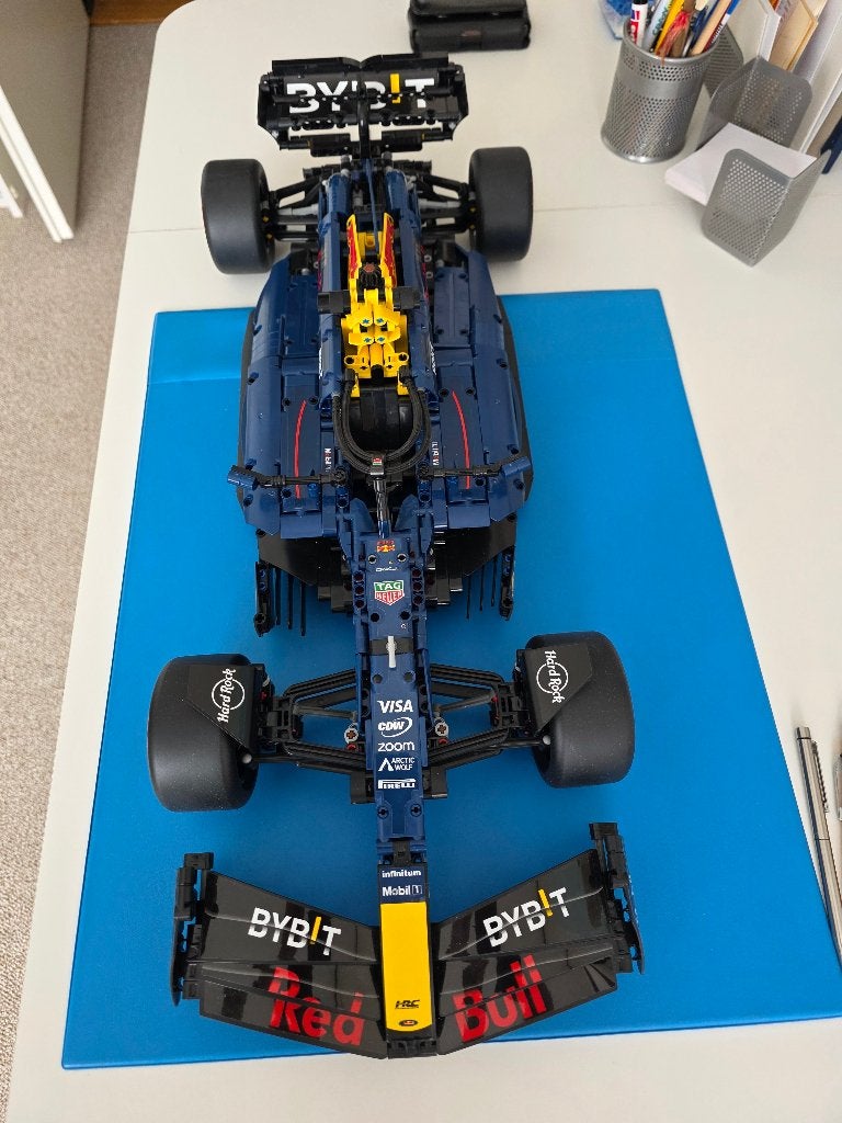 Red Bull Lego, Ophalen, Nieuw