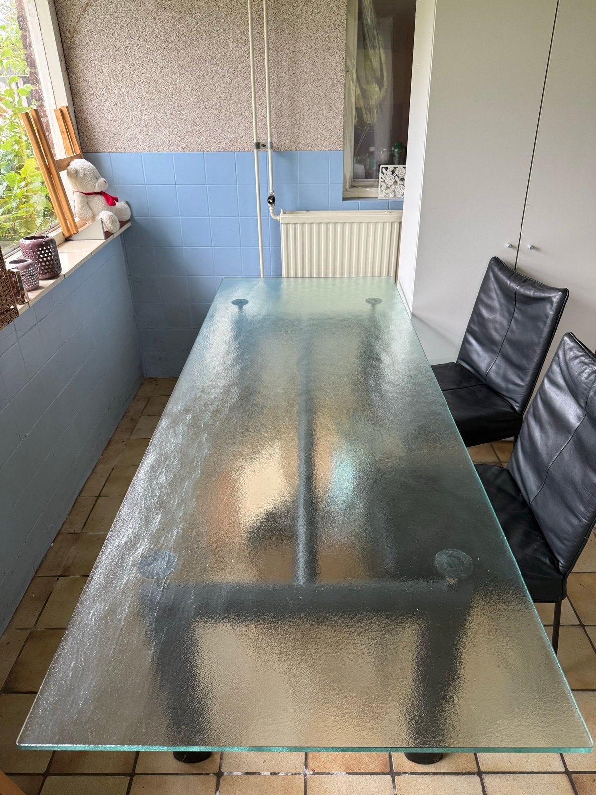 Cassina LC6 'Table tube d'avion' eettafel, Gebruikt, 100 tot 150 cm, 200 cm of meer, Ophalen of Verzenden