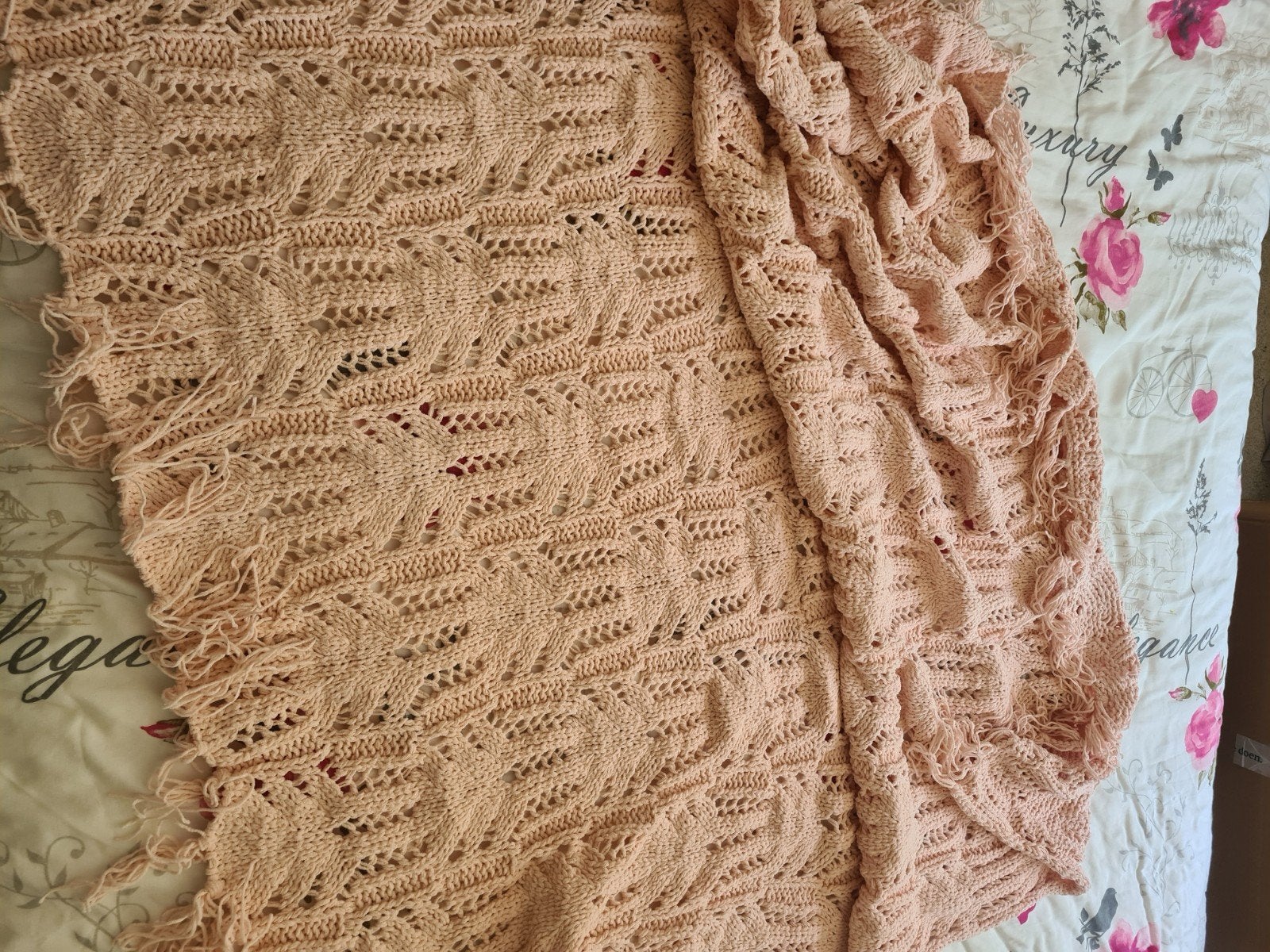 Roze Gebreide Plaid met Franjes, Ophalen of Verzenden, Zo goed als nieuw, Plaid, Roze