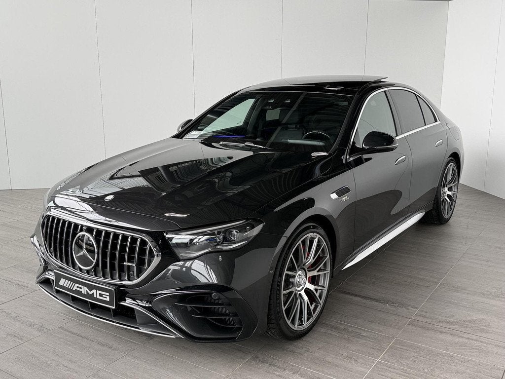 Mercedes-Benz E-Klasse AMG 53 4MATIC+ | AMG Driver pakket |, Auto's, Mercedes-Benz, Automaat, 21 kWh, Plug-in hybride, Bedrijf