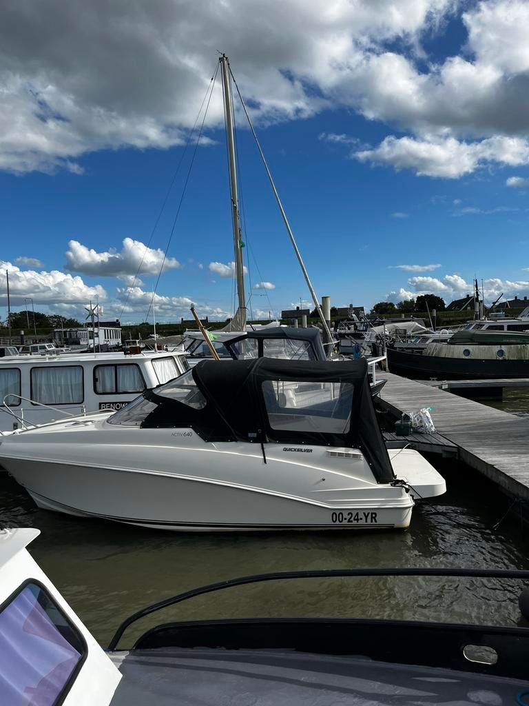 Zeer nette quicksilver activ cabin 640 te koop, Ophalen, Binnenboordmotor, Zo goed als nieuw, Quicksilver