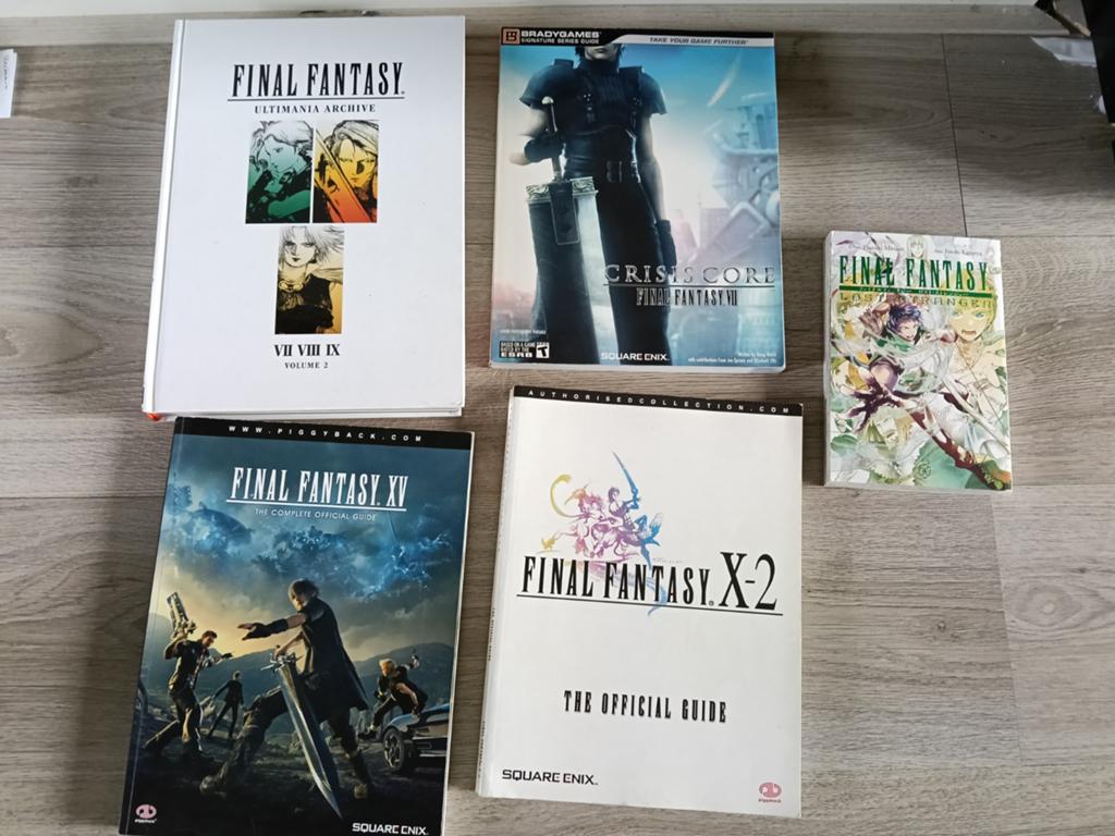Stategy Guides Final Fantasy Crisis core 15 x-2 Manga, Ophalen of Verzenden, Gebruikt
