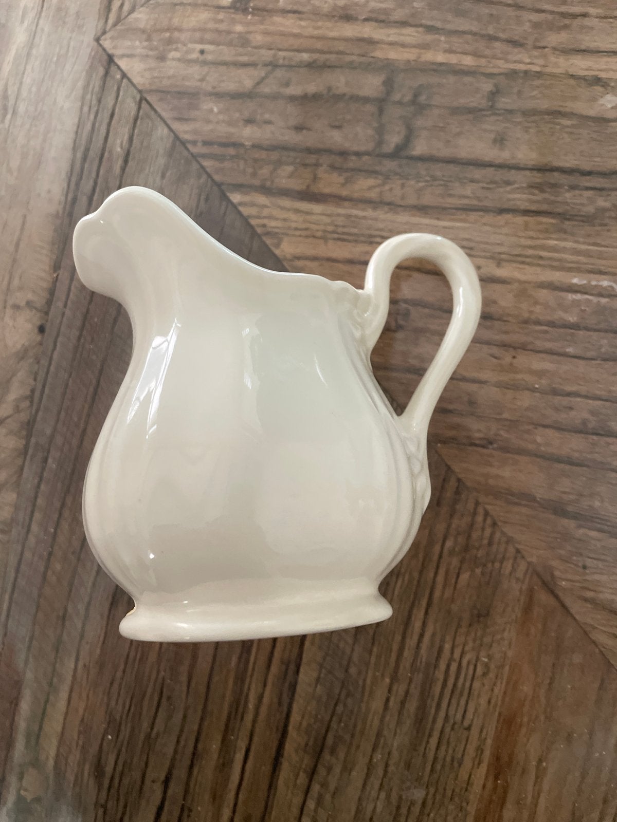 Nieuwe Wedgwood Queens Plain Melkkan, Keramiek, Overige typen, Nieuw, Ophalen of Verzenden