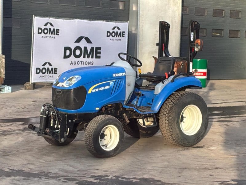 2013 New-Holland Boomer LA 25 Smalspoor tractor, Tot 80 Pk, New Holland