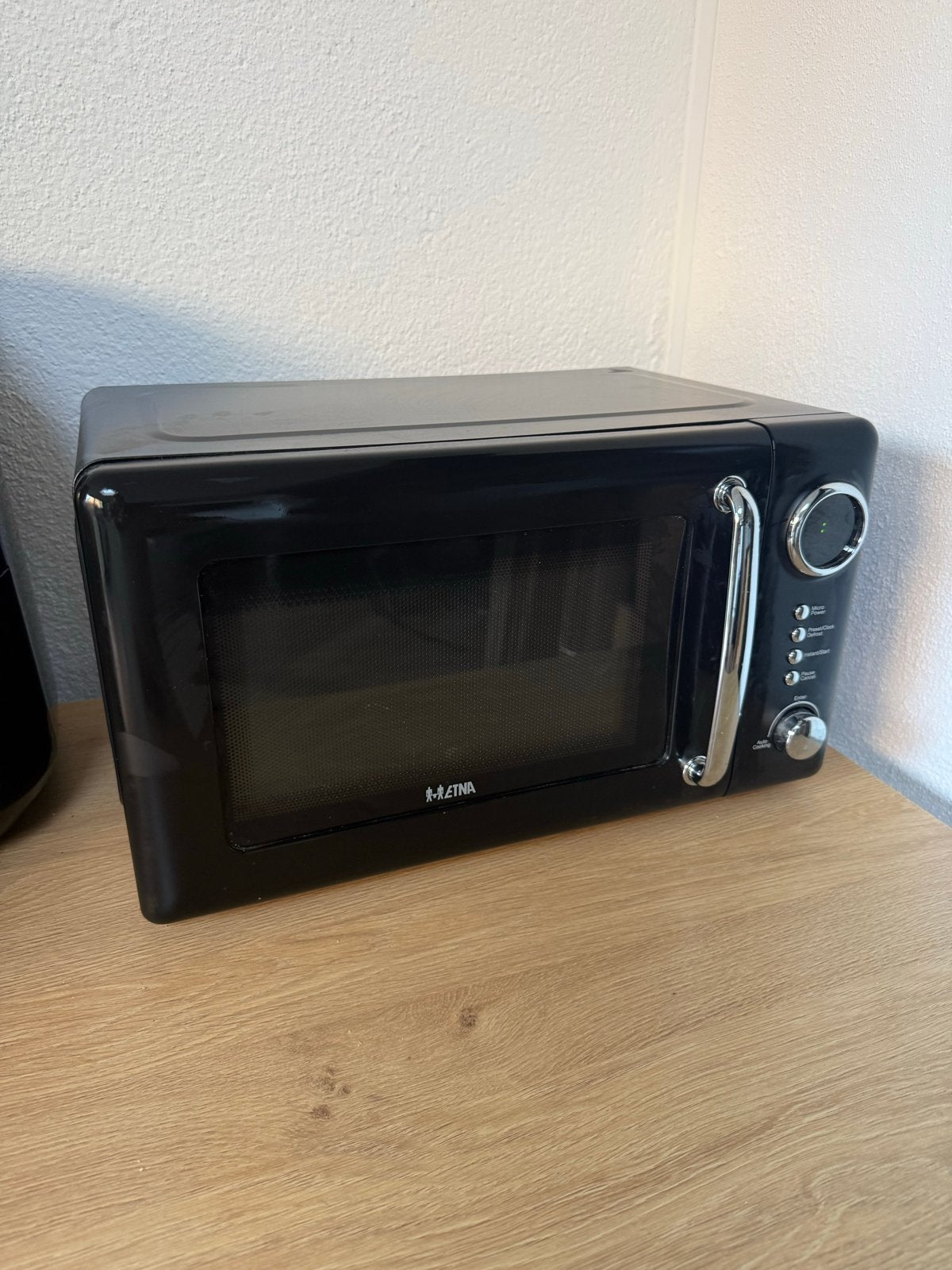 Etna magnetron - Zwart, Witgoed en Apparatuur, Ophalen, Minder dan 45 cm, Draaiplateau, Vrijstaand