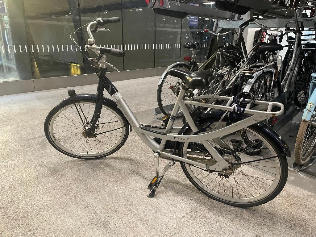 Student city bike  – with gears & hand brakes, Fietsen en Brommers, Fietsen | Dames | Omafietsen, Ophalen, Gebruikt, Velgrem, Versnellingen