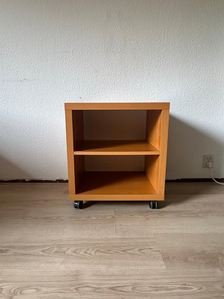 Nachtkastjes IKEA, Huis en Inrichting, Slaapkamer | Nachtkastjes, Ophalen of Verzenden, Gebruikt, Minder dan 45 cm