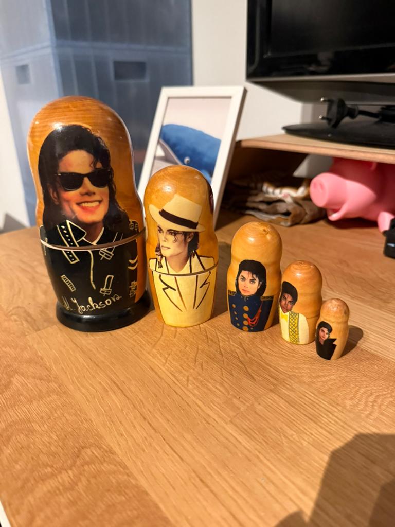 Leuke Michel Jackson Matroesjka stapel poppen, Verzamelen, Poppetjes en Figuurtjes, Ophalen of Verzenden, Zo goed als nieuw