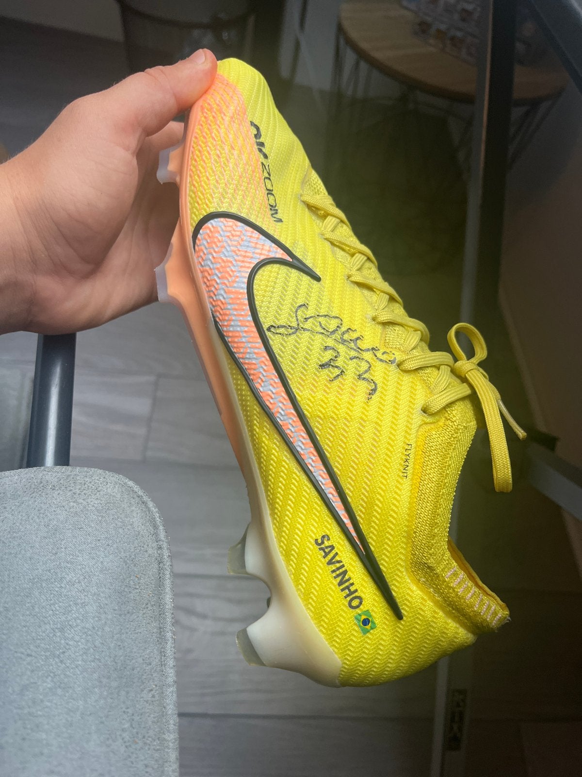 Gesigneerde Nike Mercurial voetbalschoen Savinho, Ophalen of Verzenden, Zo goed als nieuw, Schoenen
