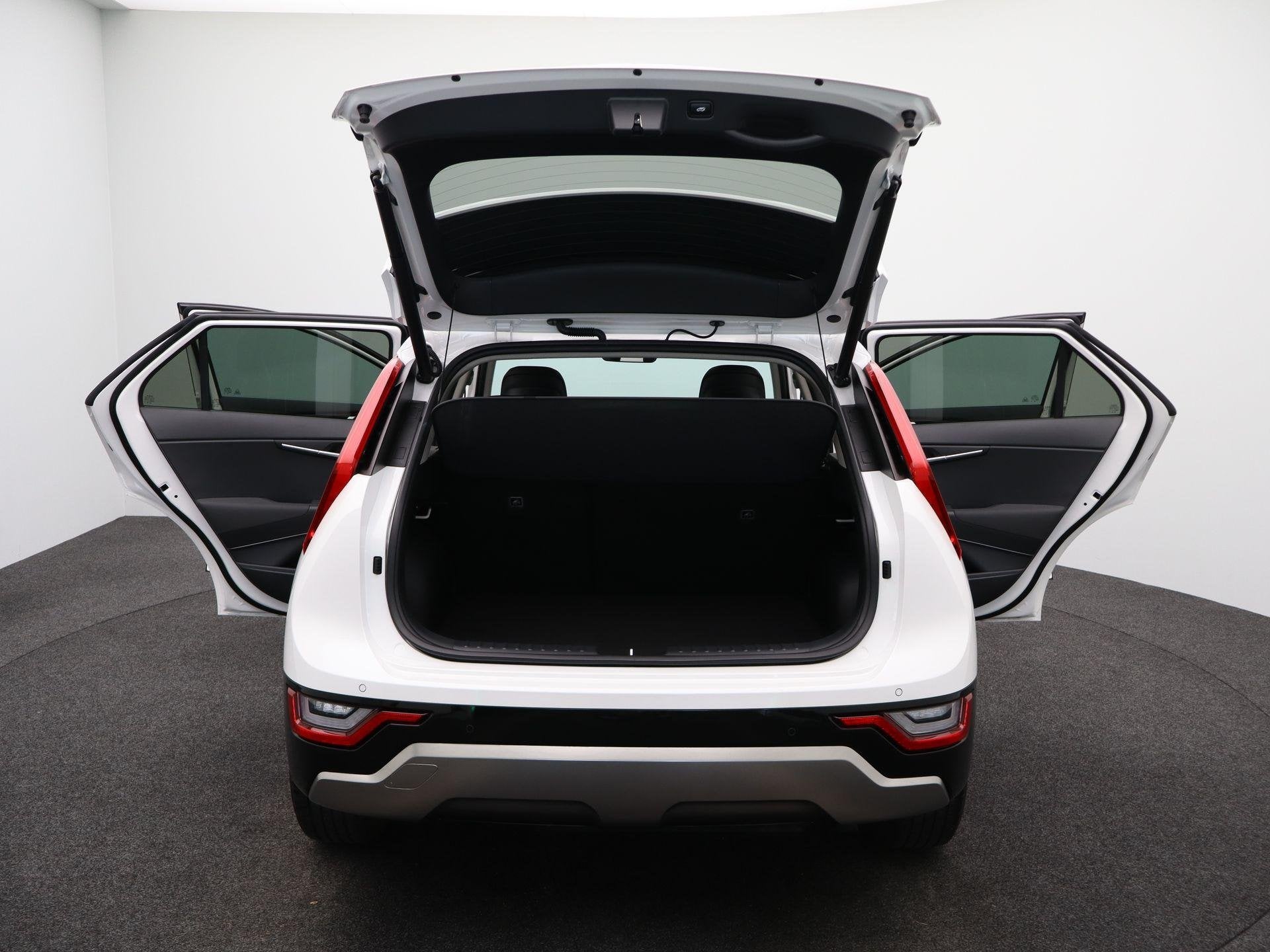 Foto 15 van Kia Niro 1.6 GDi Hybrid DynamicPlusLine | Open dak | Clima |