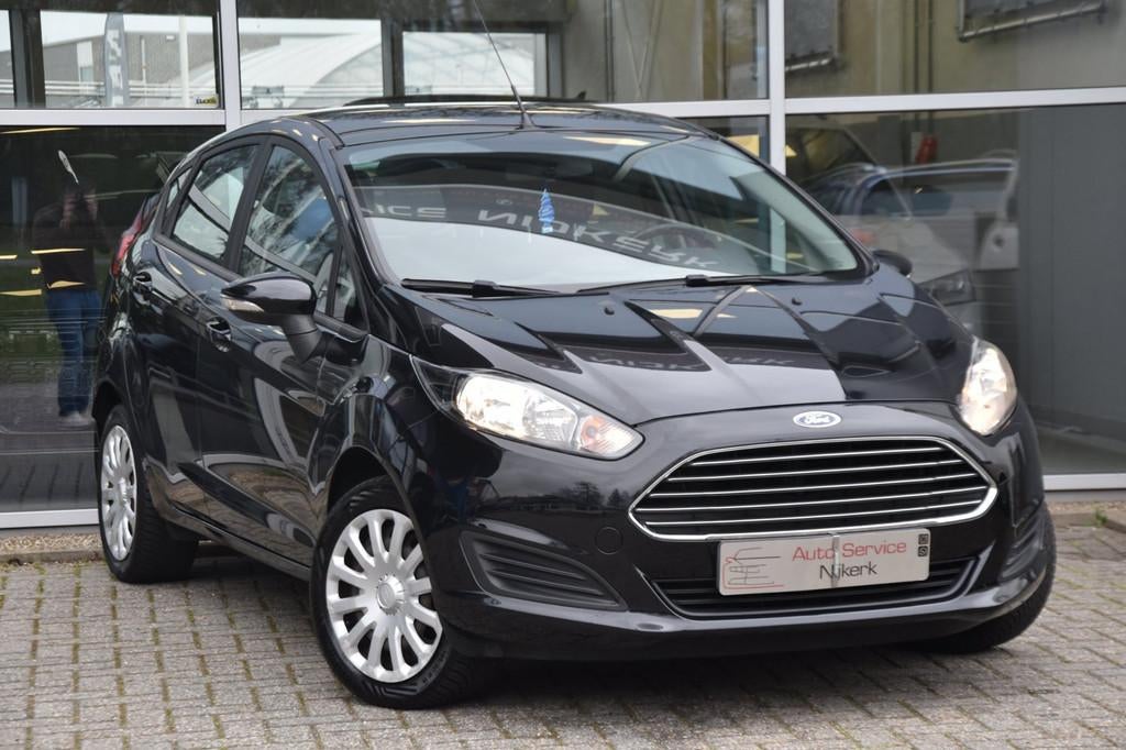 Ford Fiesta 1.0 Style airco Elek. Ramen Cd 5Drs. 1ste Eigena, Auto's, Euro 5, Stof, Zwart, 525 kg