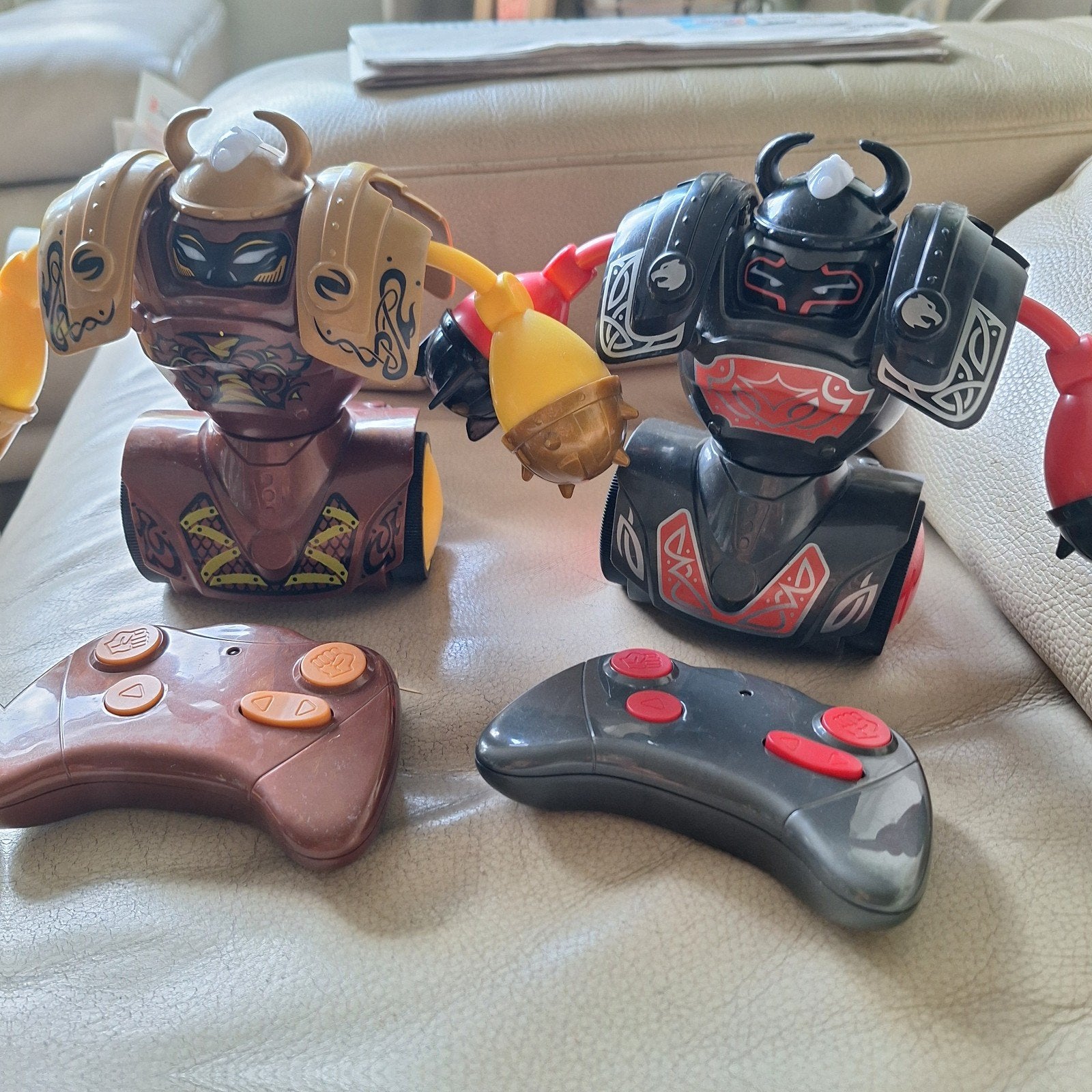 Silverlit Viking Vecht Robots met Afstandsbediening, Ophalen of Verzenden, Gebruikt