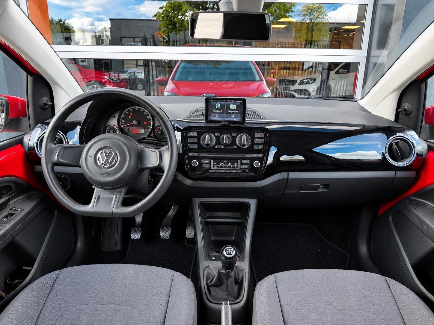 Volkswagen Up! 1.0 move up! BlueMotion | Airco | Navigatie |, Euro 5, Stof, Gebruikt, 840 kg