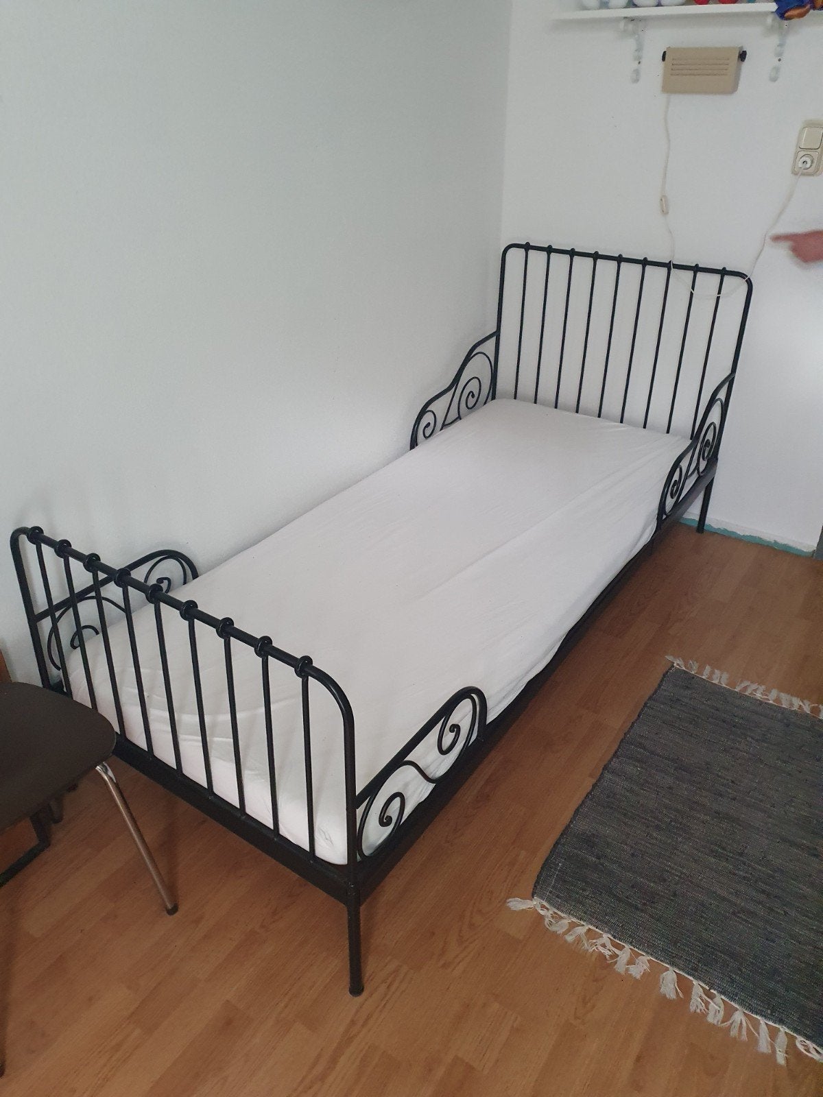 Meegroeibed ikea incl bodem en matras, Kinderen en Baby's, Kinderkamer | Bedden, 70 tot 85 cm, Zo goed als nieuw, 180 cm of meer