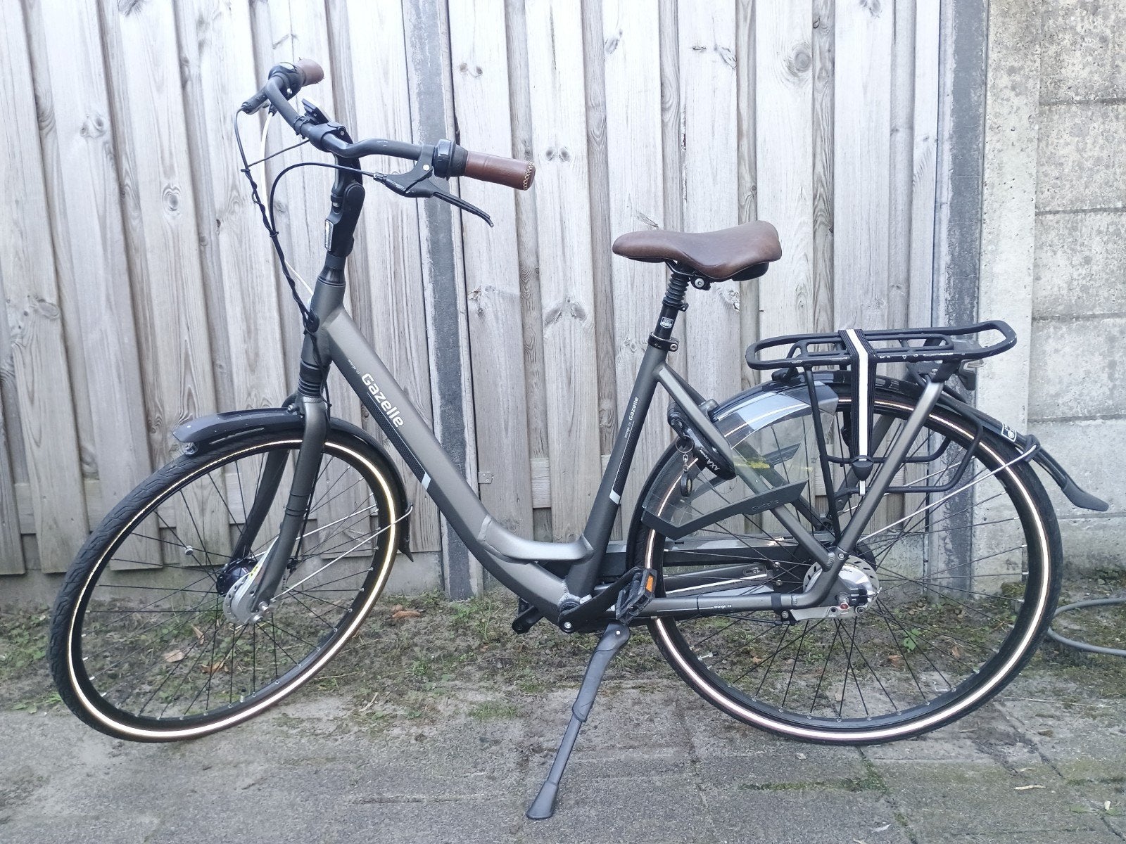 Gazelle fiets, framemaat 52 cm, zo goed als nieuw, Fietsen en Brommers, Ophalen, Zo goed als nieuw
