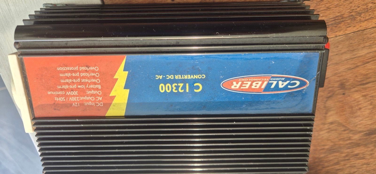 Caliber C 12300 DC-AC Omvormer 300W, Ophalen, Gebruikt