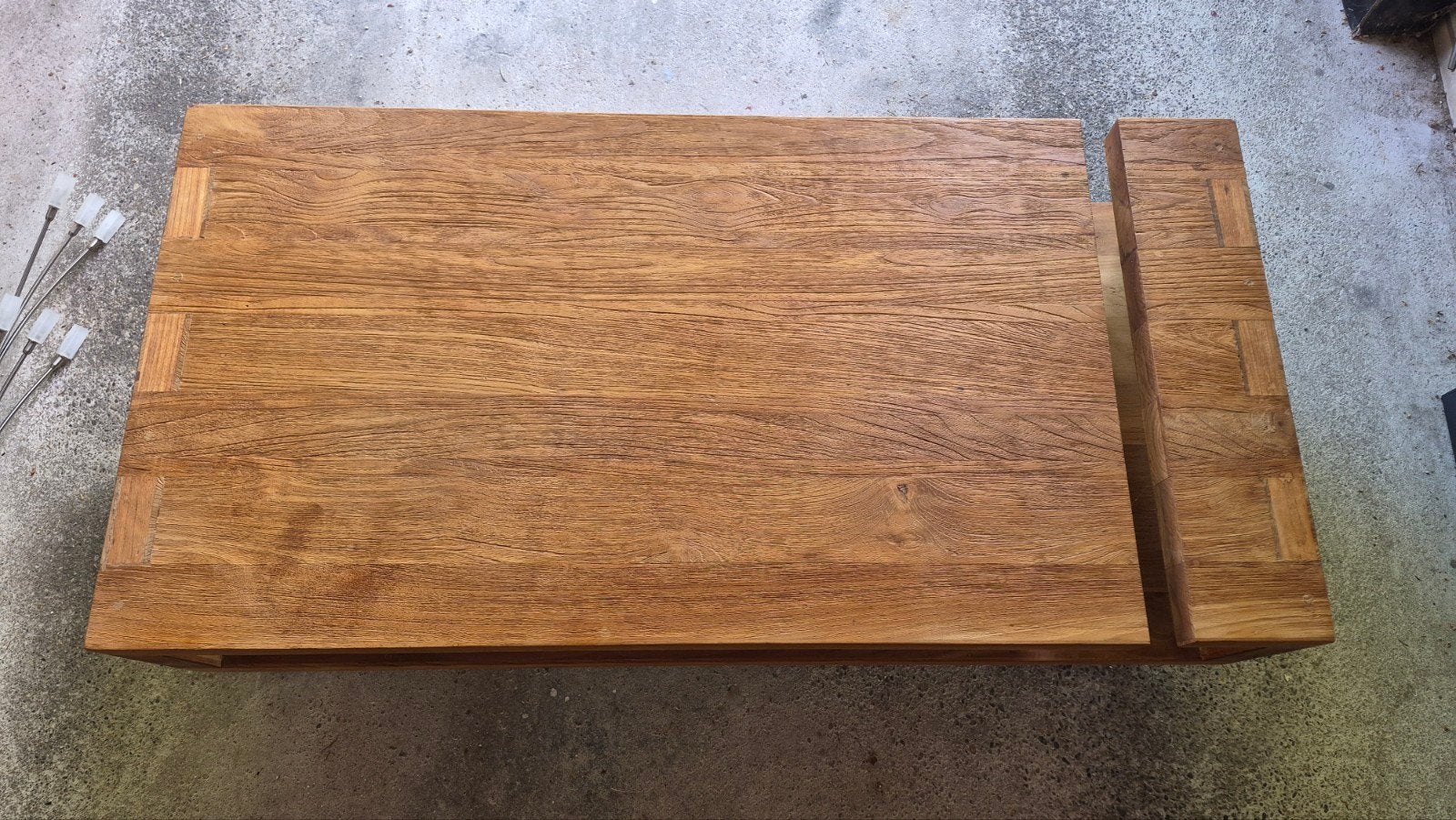Design salontafel van hout met 4 wieltjes, Huis en Inrichting, Ophalen, 100 tot 150 cm, 50 tot 100 cm, Zo goed als nieuw