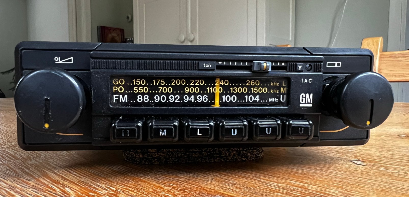 GM Oldtimer FM Autoradio, Auto diversen, Ophalen of Verzenden, Zo goed als nieuw