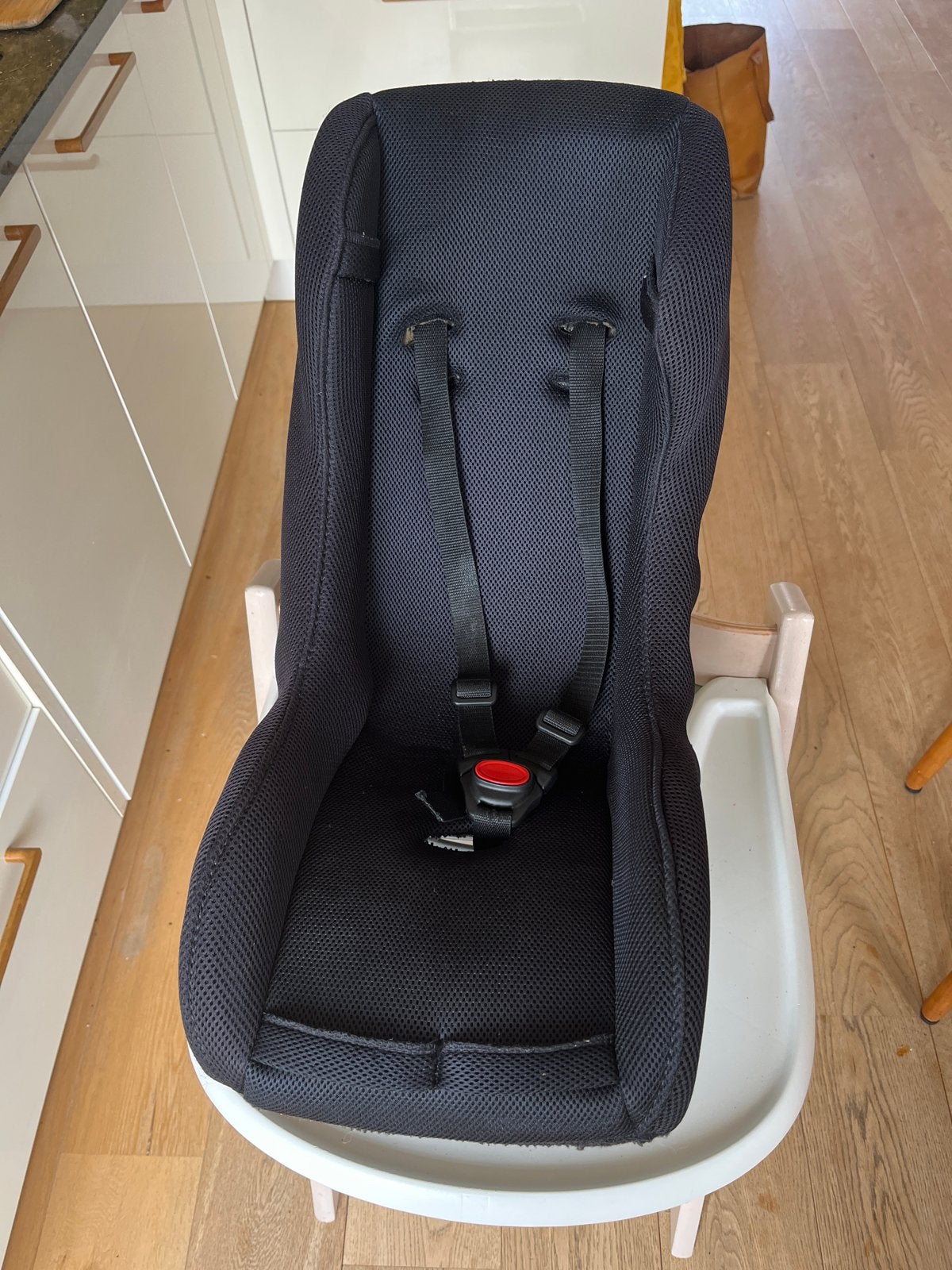 Melis Peuterstoel 4-Seizoenen Comfort voor in bakfiets, Fietsen en Brommers, Fietsaccessoires | Fietsstoeltjes, Ophalen of Verzenden