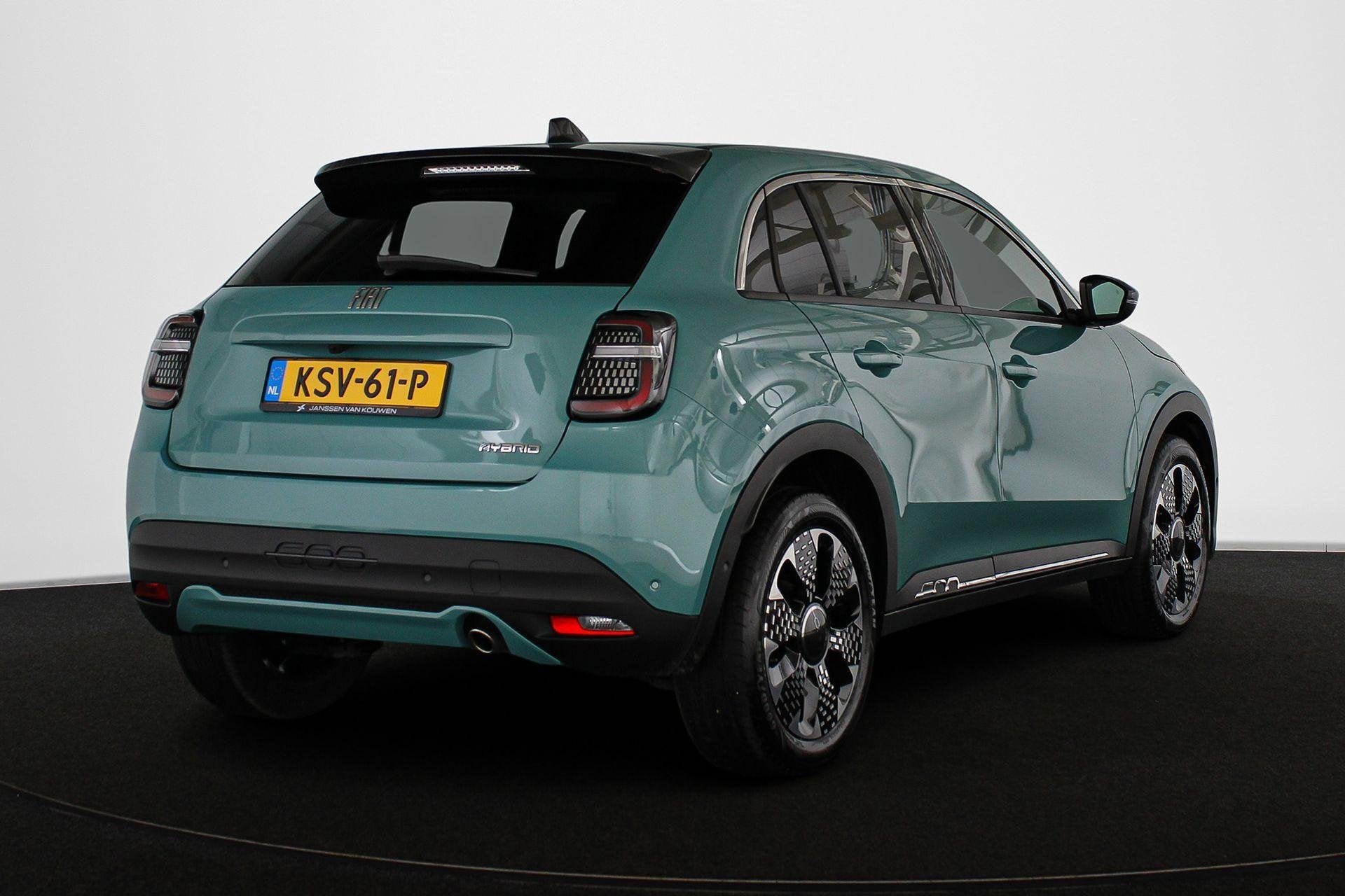 Fiat 600 1.2 Hybrid La Prima Stoelverwarming Camera Apple Ca, Auto's, Gebruikt, Euro 6, 1199 cc, Blauw