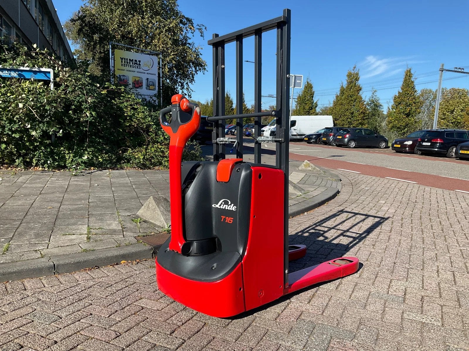 Linde T16 1600KG BREDE PALLETWAGEN / HEFTRUCK (bj 2012), Linde, 1000 tot 2000 kg, Marconistraat 2
3133KL  Vlaardingen, NL, Yilmaz Heftrucks