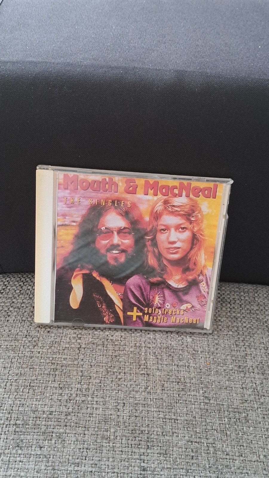 Cd Mouth & MacNeal ,the singles,  solo Maggie MacNeal, Ophalen of Verzenden, Zo goed als nieuw, Pop, Album
