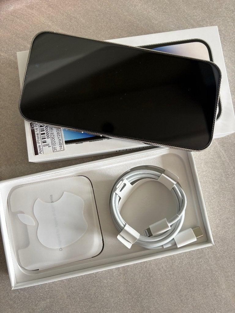 Foto 4 van iPhone 14 Pro & iPhone 14 - 128GB, krasvrij, 100% werkend