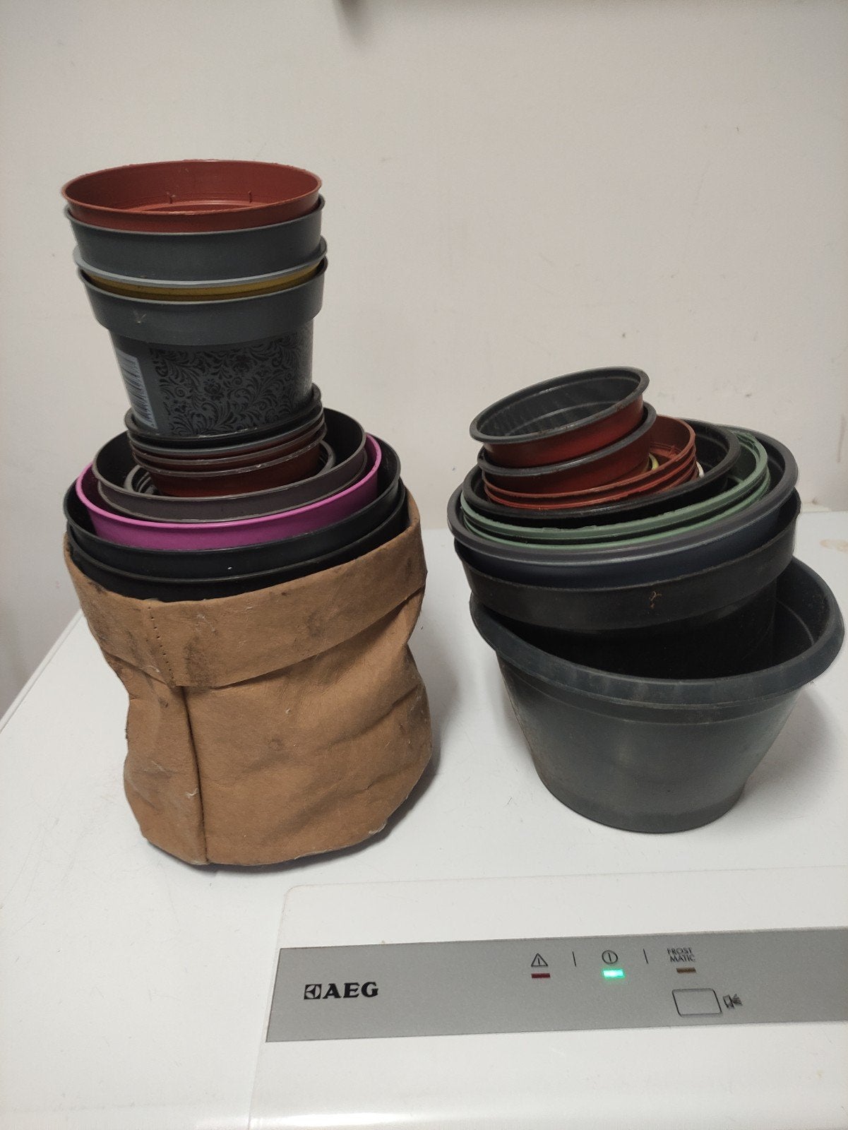 Gratis plastic plantenpotten, Ophalen, Kunststof, Rond, Minder dan 40 cm