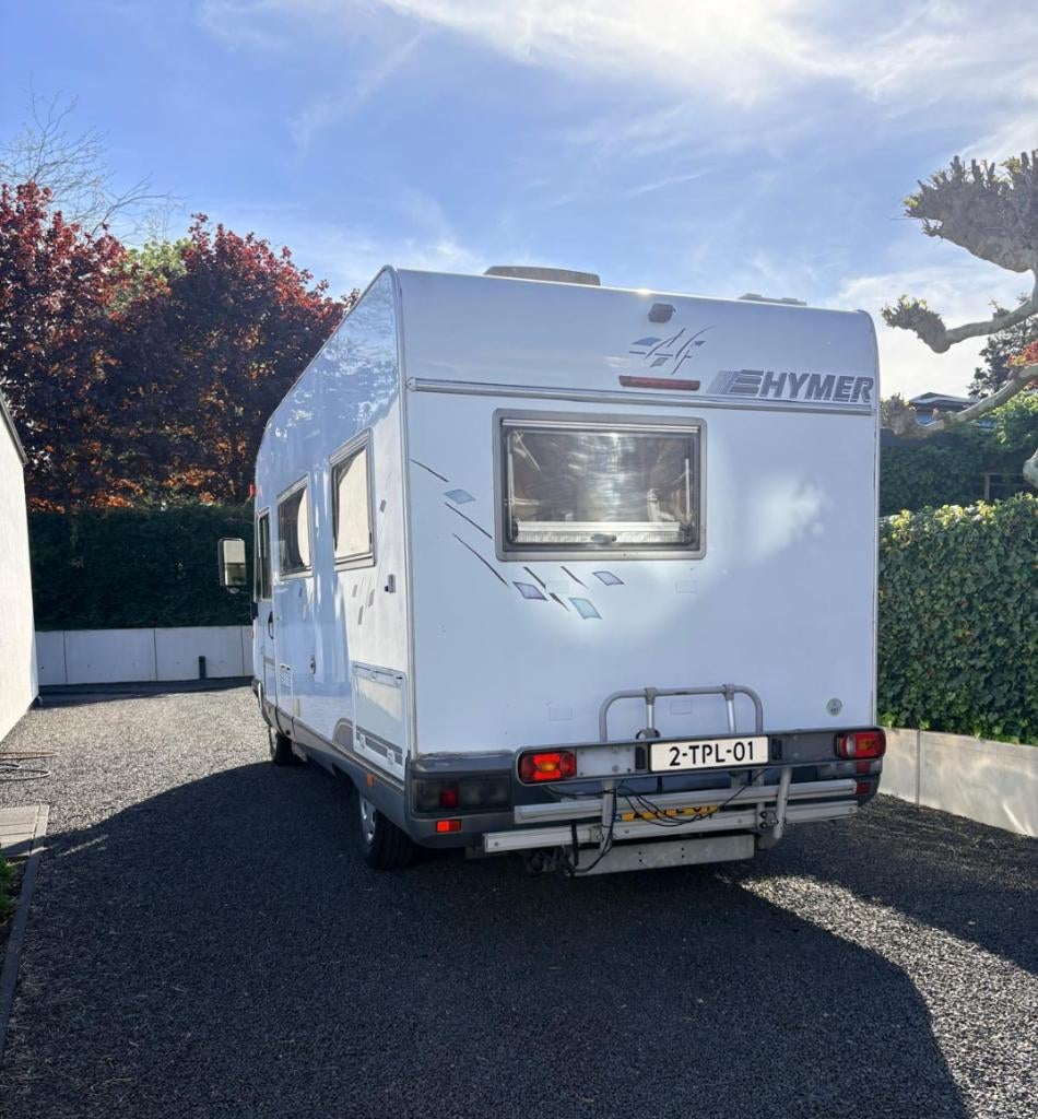 Foto 8 van Topstaat: 6-persoons Hymer BR598 camper | APK: maart 2027