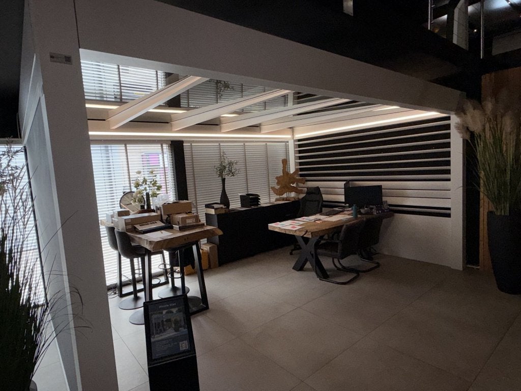 Glas platdak veranda 500x350 cm incl screens & louvre € 6875, Nieuw, Ophalen of Verzenden, Overkappingplaza, Sales@overkappingplaza.nl