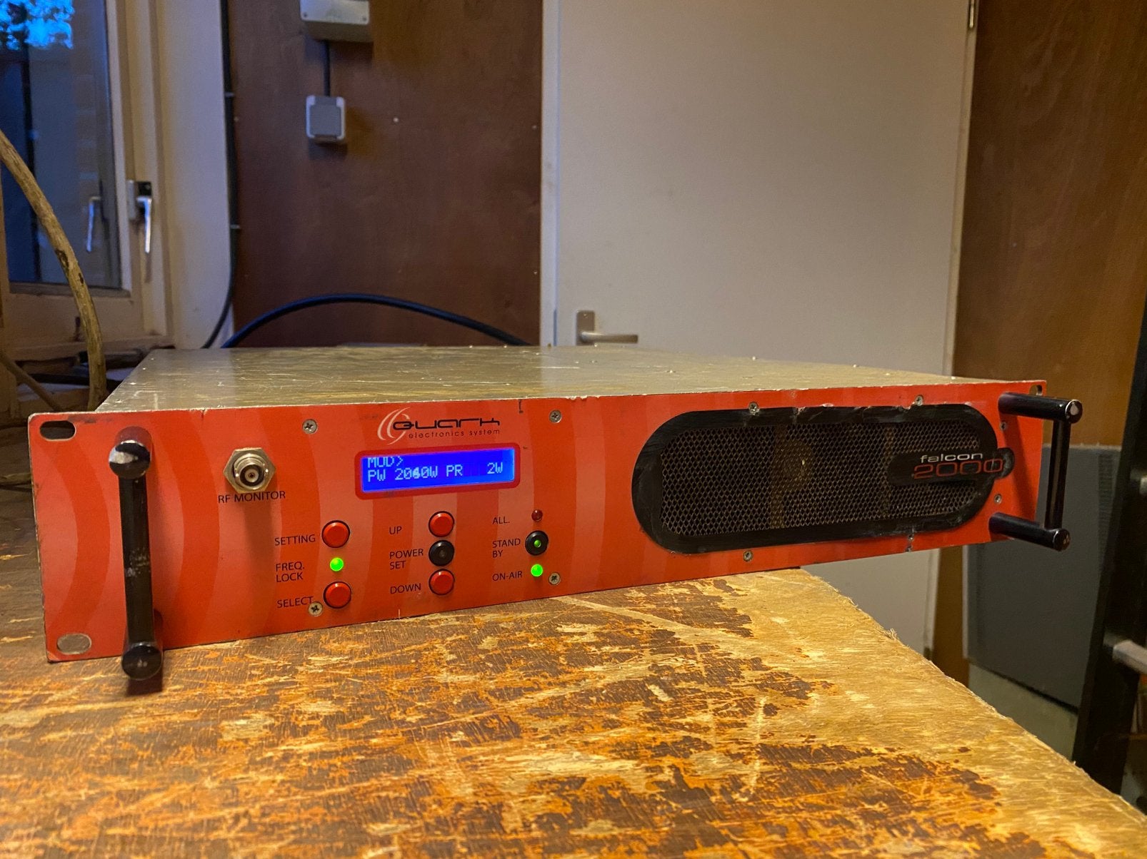 Quark Falcon 2000w All-in One, Telecommunicatie, Ophalen of Verzenden, Gebruikt, Zender