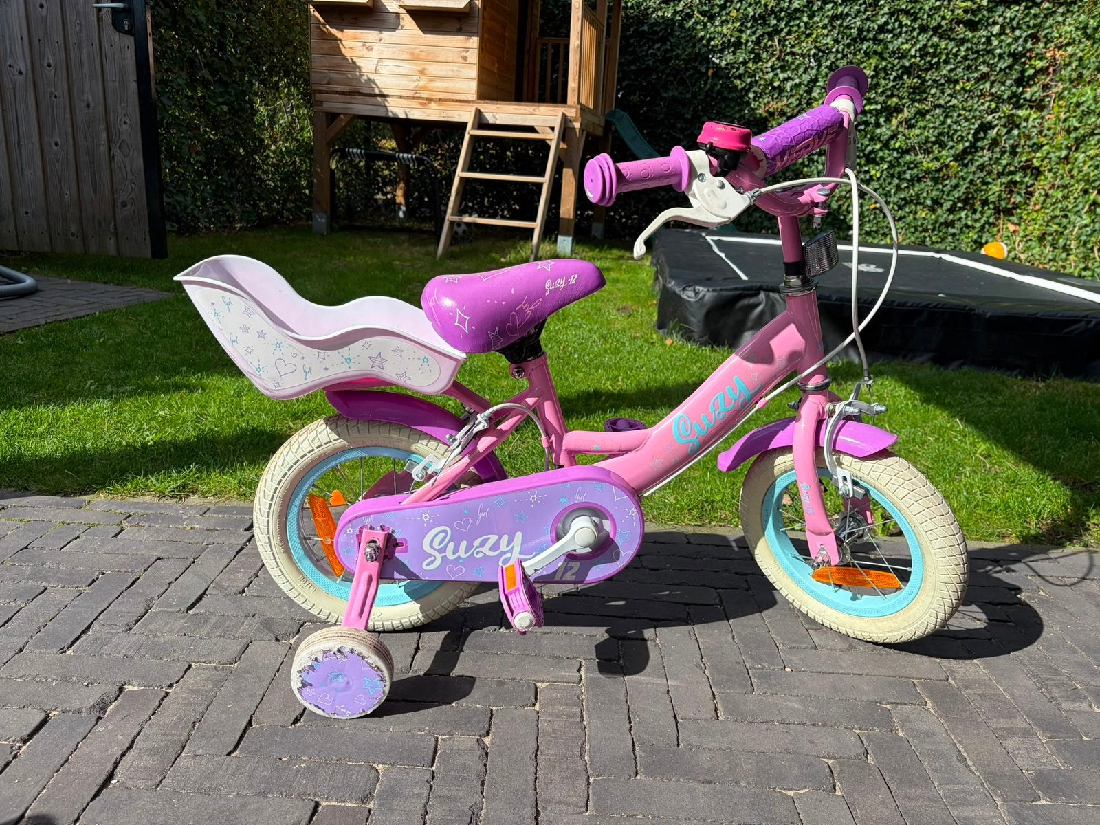 Suzy kinderfiets - 12 inch wielen, Ophalen, Zijwieltjes, Gebruikt, Velgrem