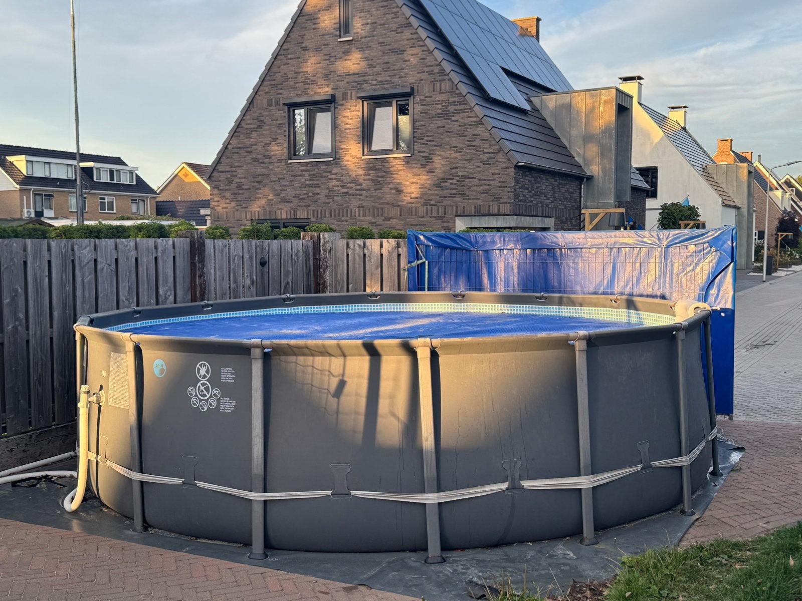 Intex Ultra XTR 4.88 x 1.22, Tuin en Terras, Rond, 300 cm of meer, Zo goed als nieuw, Ophalen