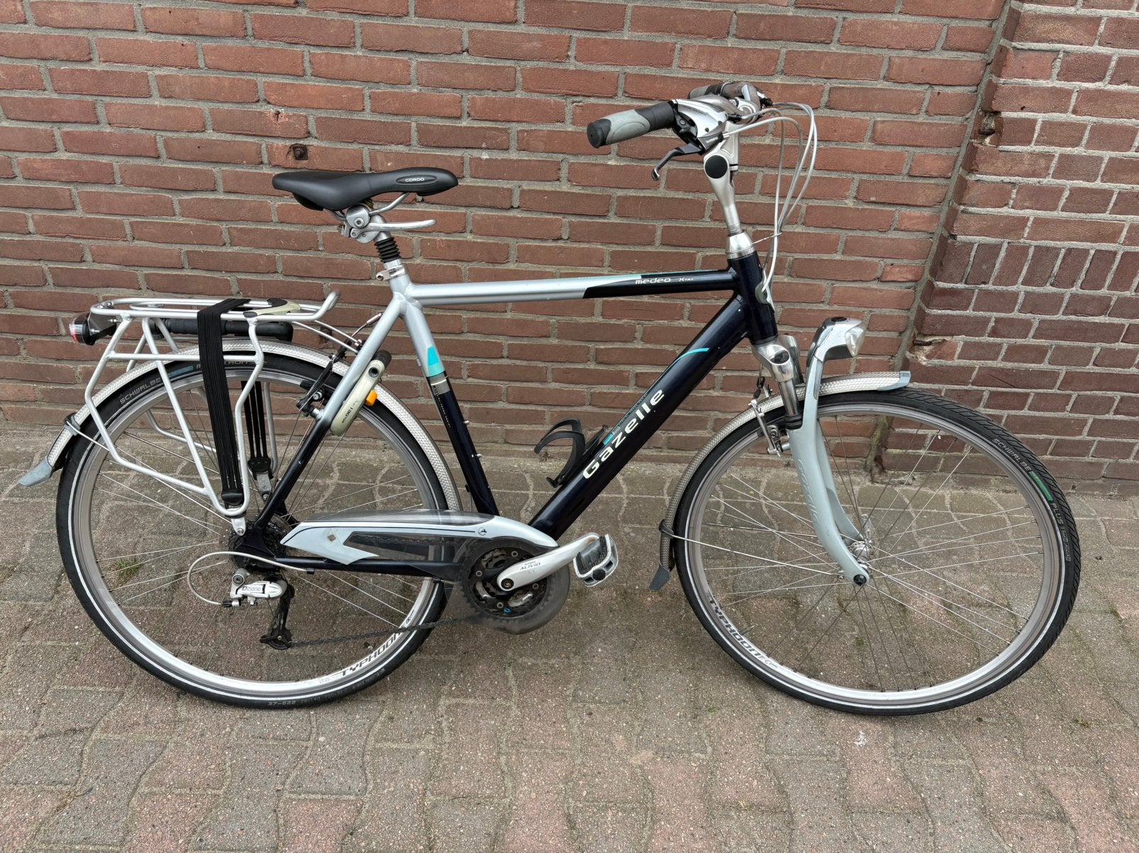 Te koop leuke Gazelle Medeo Xtra herenfiets 57cm 24versn, Fietsen en Brommers, Ophalen, 28 inch, Gebruikt, Vering