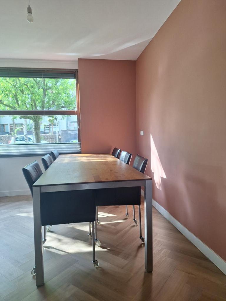 Notenhouten eettafel van Arco, Gebruikt, 200 cm of meer, 50 tot 100 cm, Vijf personen of meer