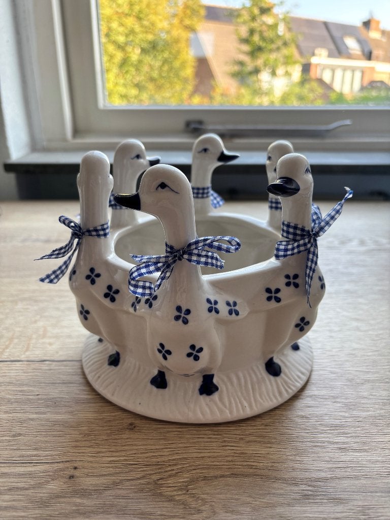 Vintage bloempotje, Rond, Ophalen of Verzenden, Zo goed als nieuw, Balkon
