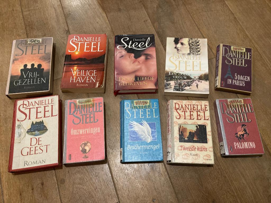 📚 Danielle Steel, Boeken, Romans, Gelezen, Ophalen of Verzenden
