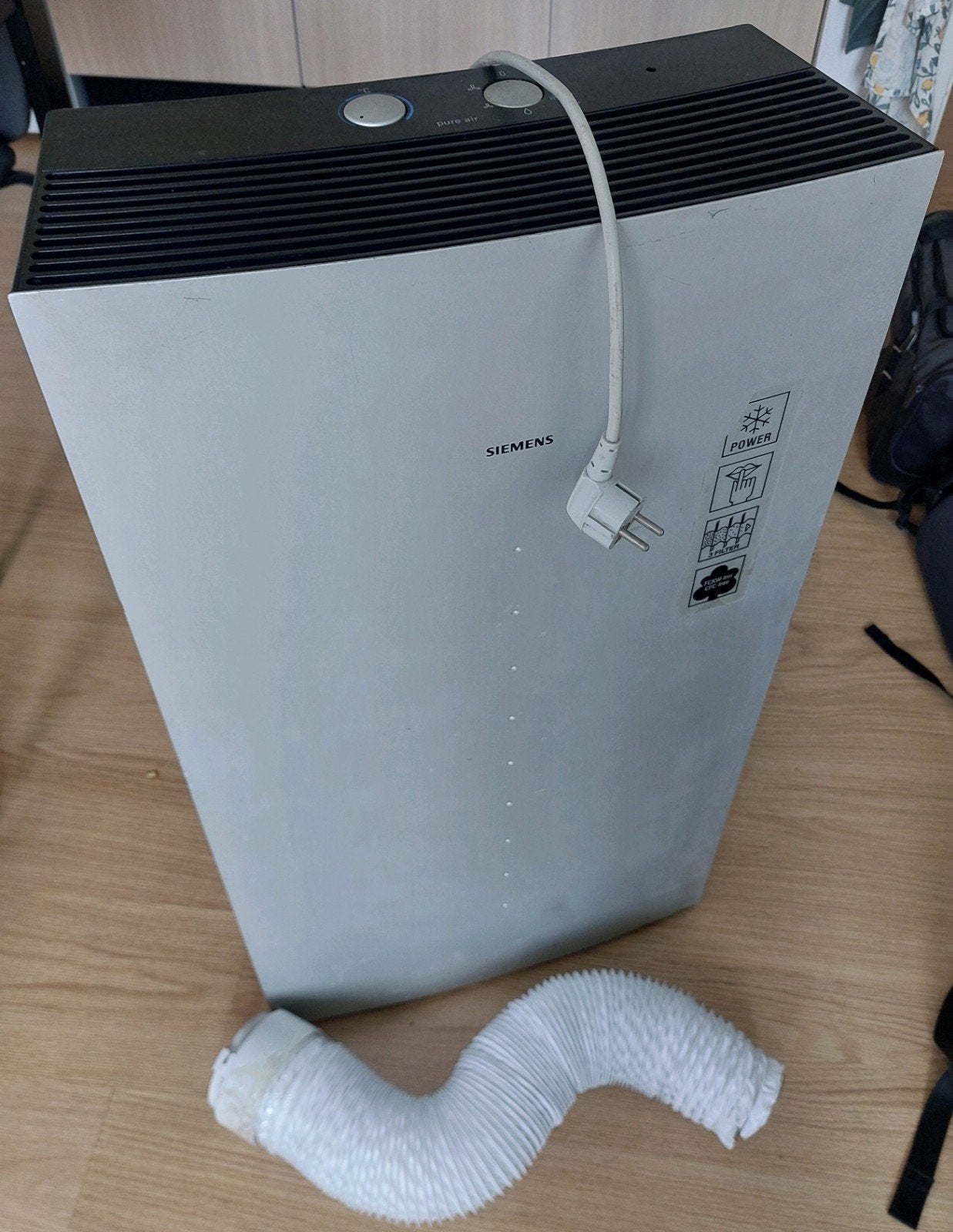 Siemens Mobiele Airco REKM210, Ophalen, Gebruikt, Minder dan 60 m³, 2 snelheden