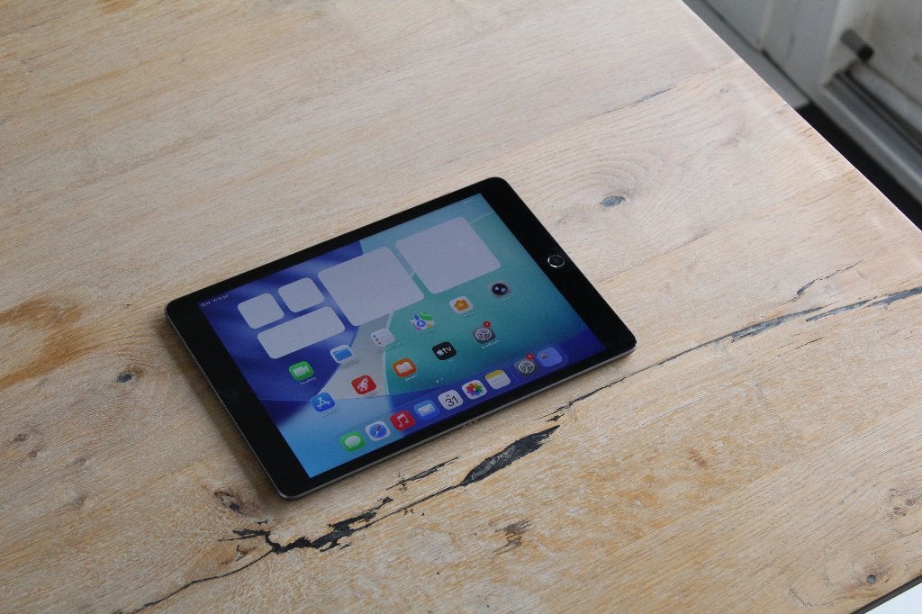 Apple iPad 2021 (9e generatie) - 64GB - Wi-Fi - Grijs, Computers en Software, Apple iPads, 10 inch, Apple, Apple iPad, Ophalen of Verzenden