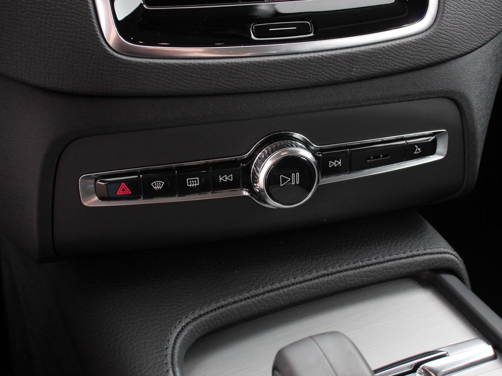 Foto 23 van Volvo XC90 2.0 T8 Recharge AWD Inscription Expression 7p Led