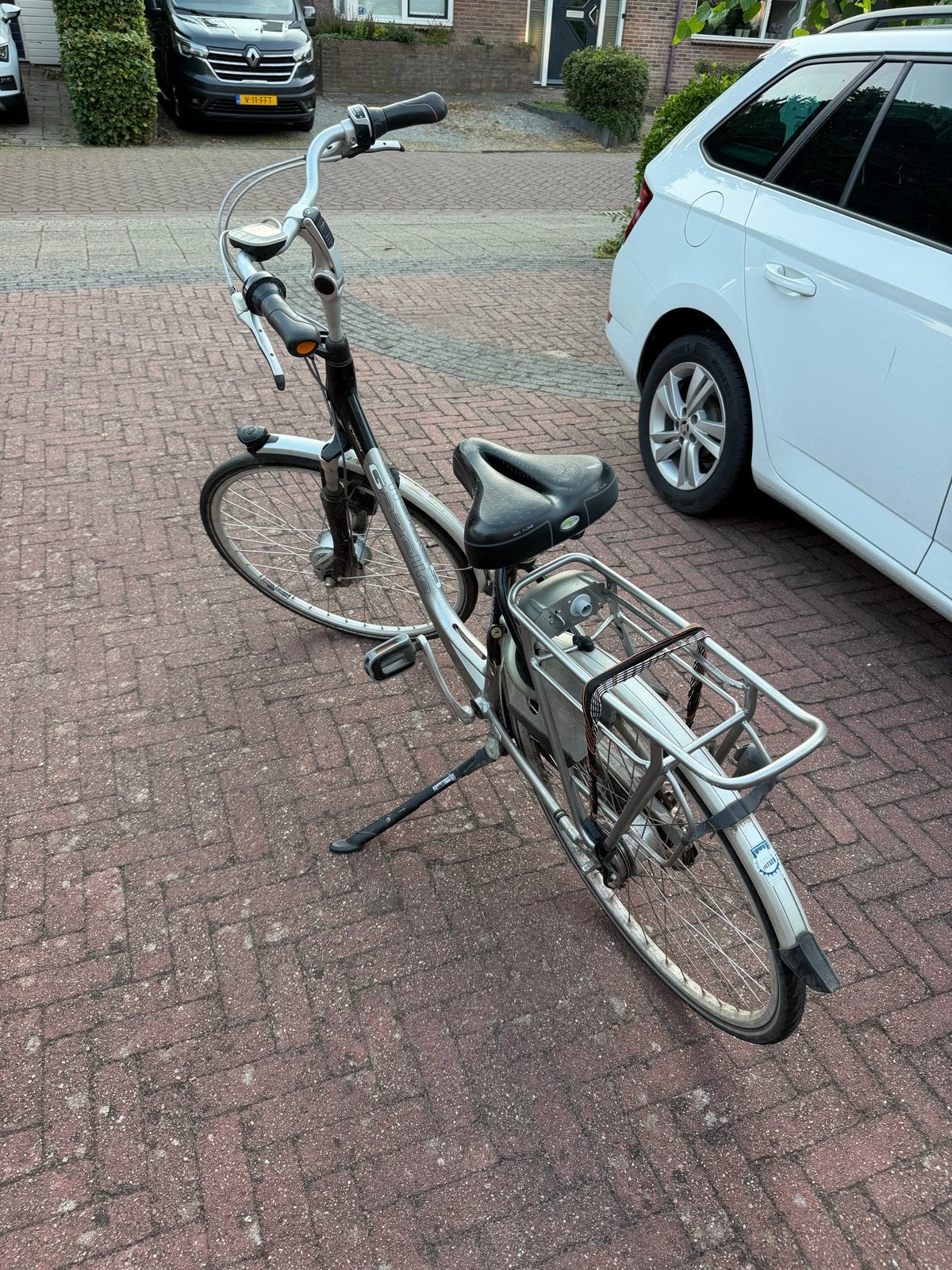 Gazelle Grenoble E-bike met defecte accu's, Ophalen, Gebruikt, Minder dan 30 km per accu, Gazelle